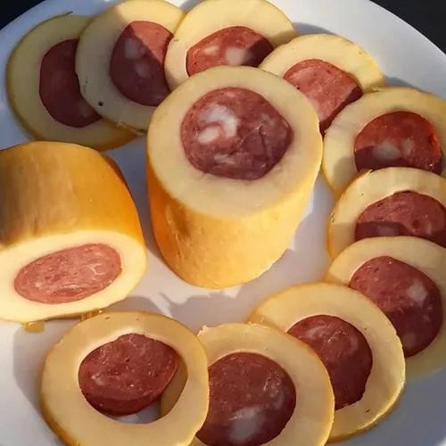 Queijo Provolone Recheado Com Lombo 550g